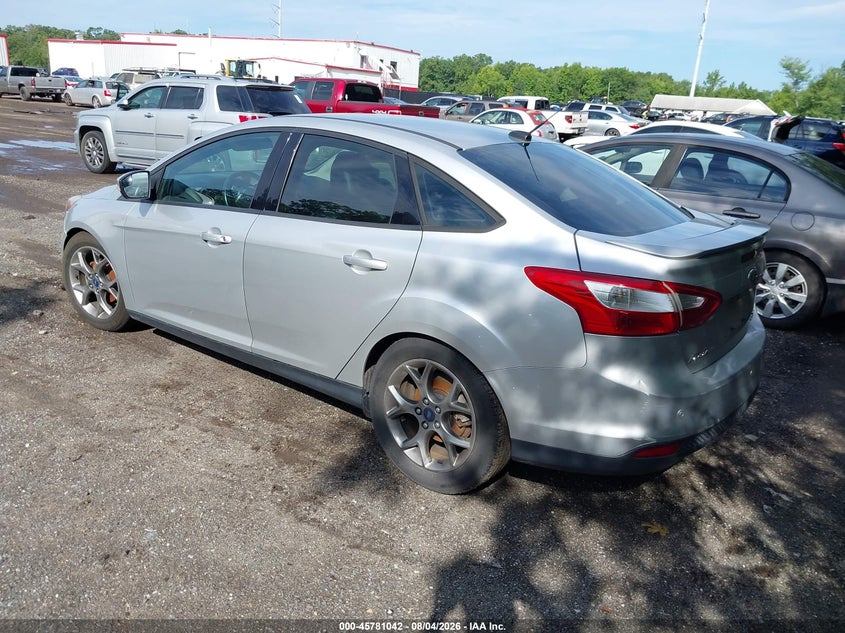 Vin: 1fadp3f2xel234021, lot: 46279866, ford focus se 20143