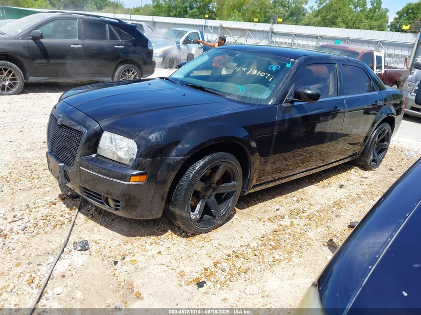 2010 CHRYSLER 300 auction photo 2