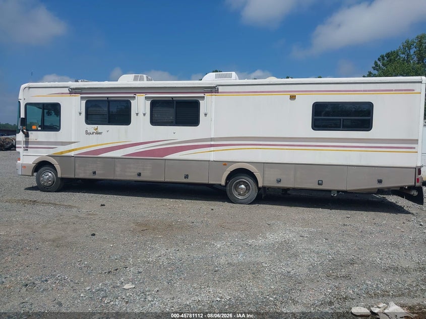 2002 WORKHORSE CUSTOM CHASSIS MOTORHOME CHASSIS auction photo 3