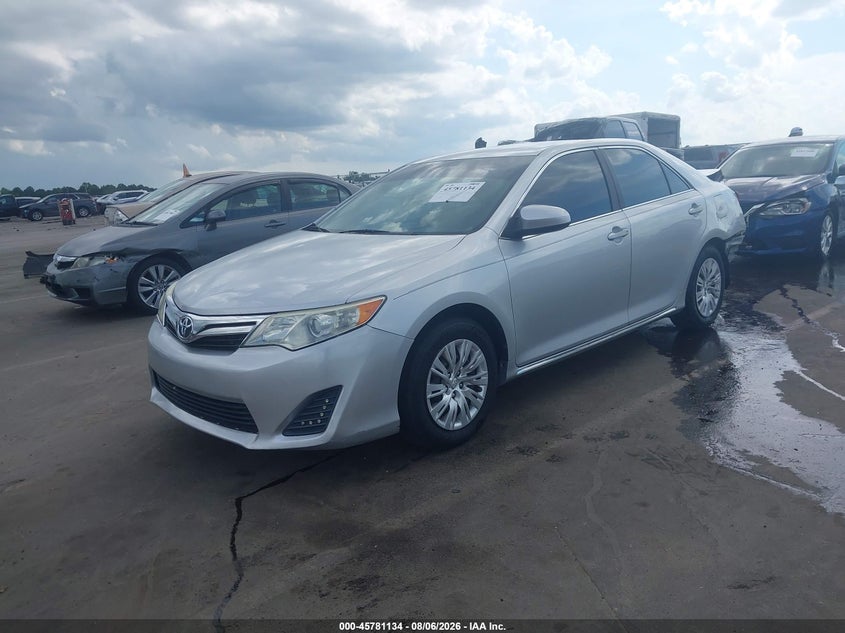 Vin: 4t4bf1fk1er415643, lot: 46279958, toyota camry le 20142