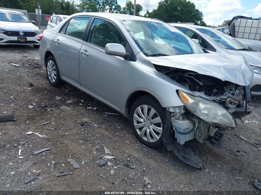 2013 TOYOTA COROLLA auction photo 1