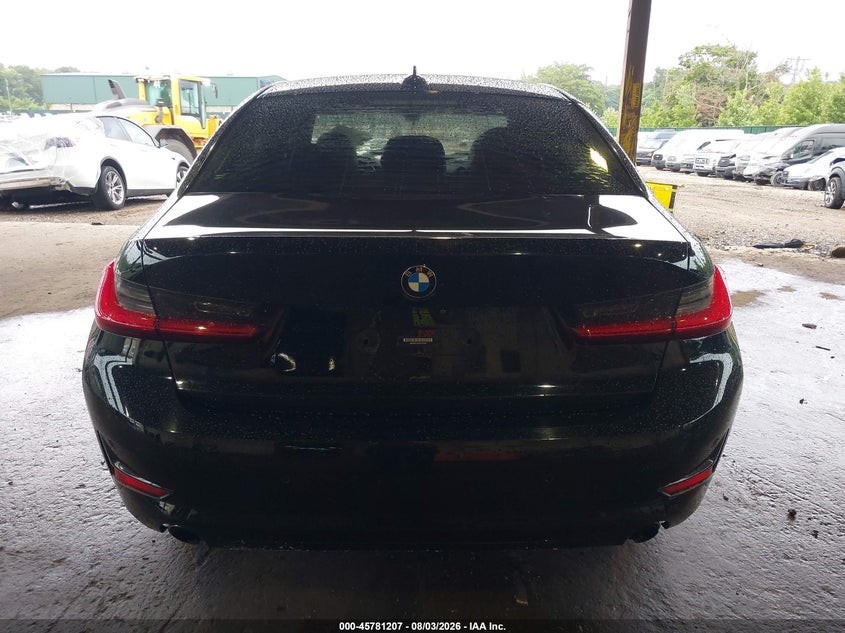 BMW 330I - zdjęcie 17