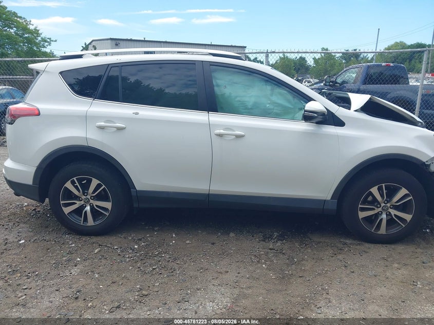 TOYOTA RAV4 - zdjęcie 13