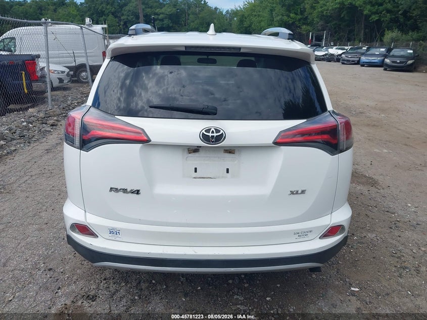TOYOTA RAV4 - zdjęcie 16