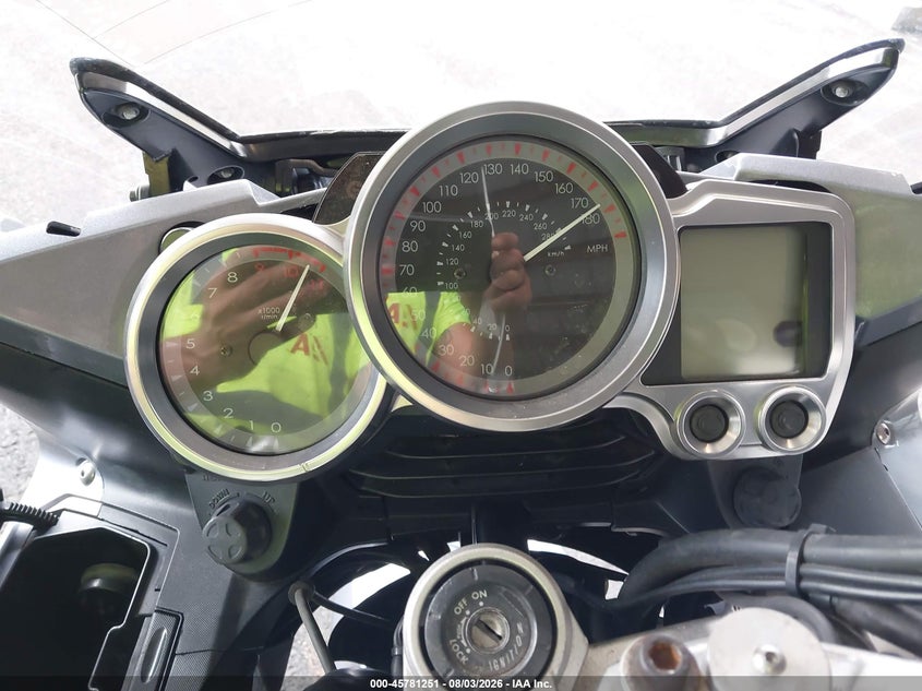 2006 YAMAHA FJR1300 auction photo 7