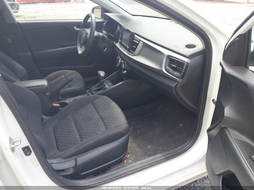 2020 KIA RIO auction photo 5