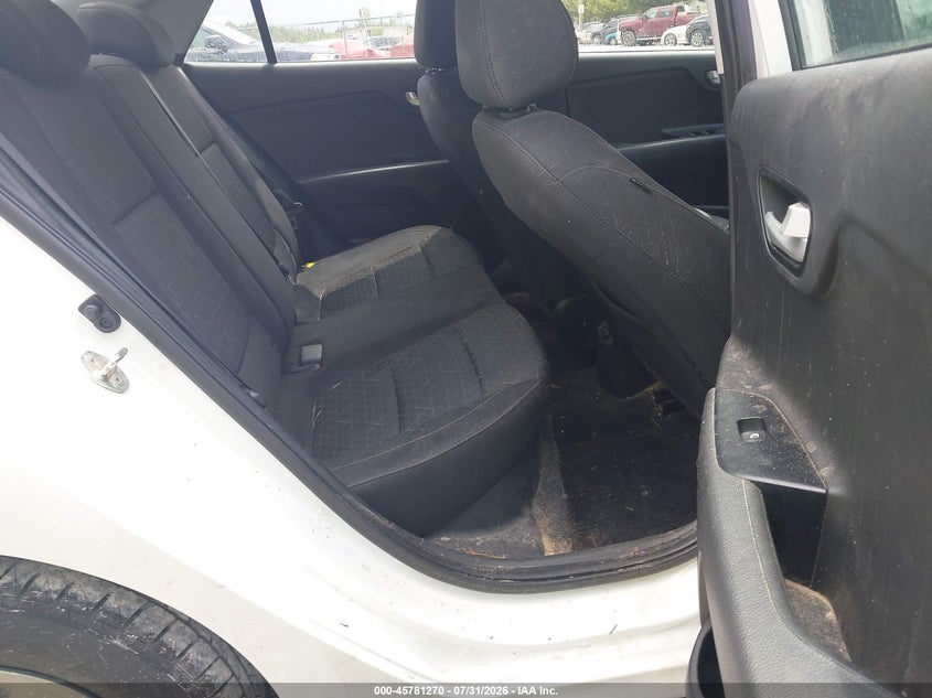 2020 KIA RIO auction photo 8