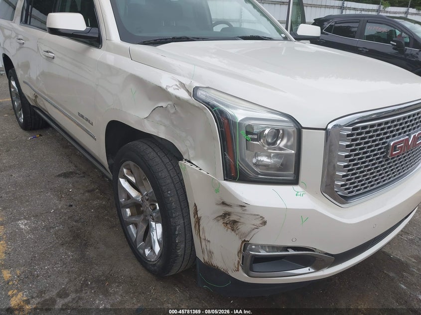 2015 GMC YUKON XL 1500 auction photo 6