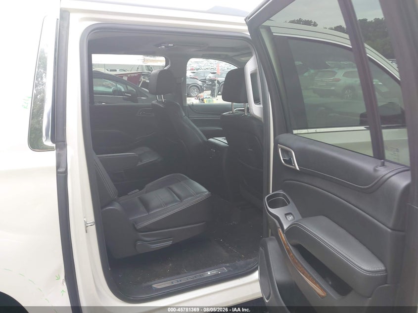 2015 GMC YUKON XL 1500 auction photo 8