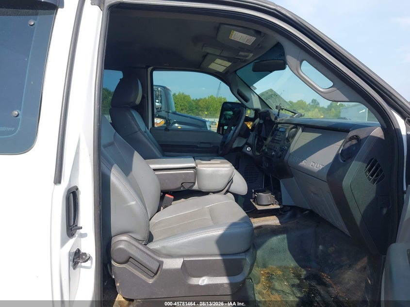 2014 FORD F-250 auction photo 5
