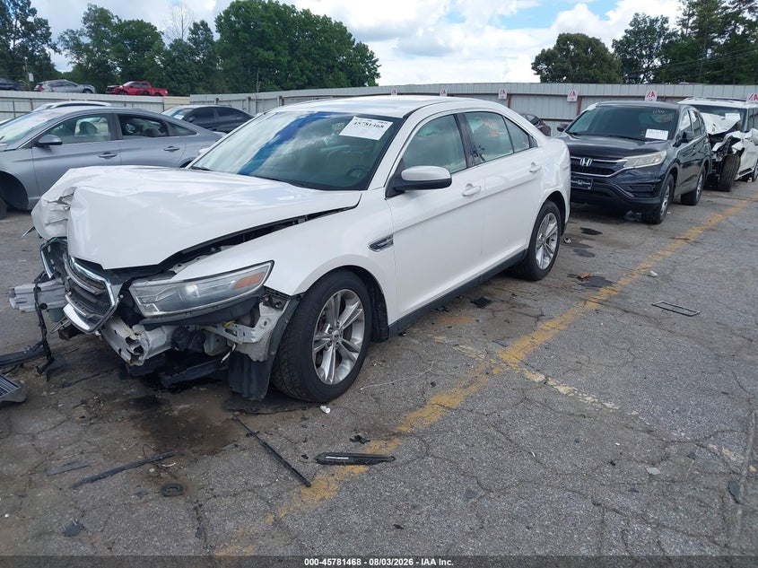 2014 FORD TAURUS auction photo 2