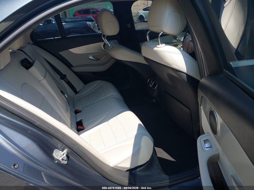 MERCEDES-BENZ C 300 - zdjęcie 8