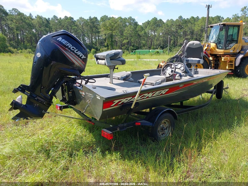 2016 TRACKER OTHER auction photo 4