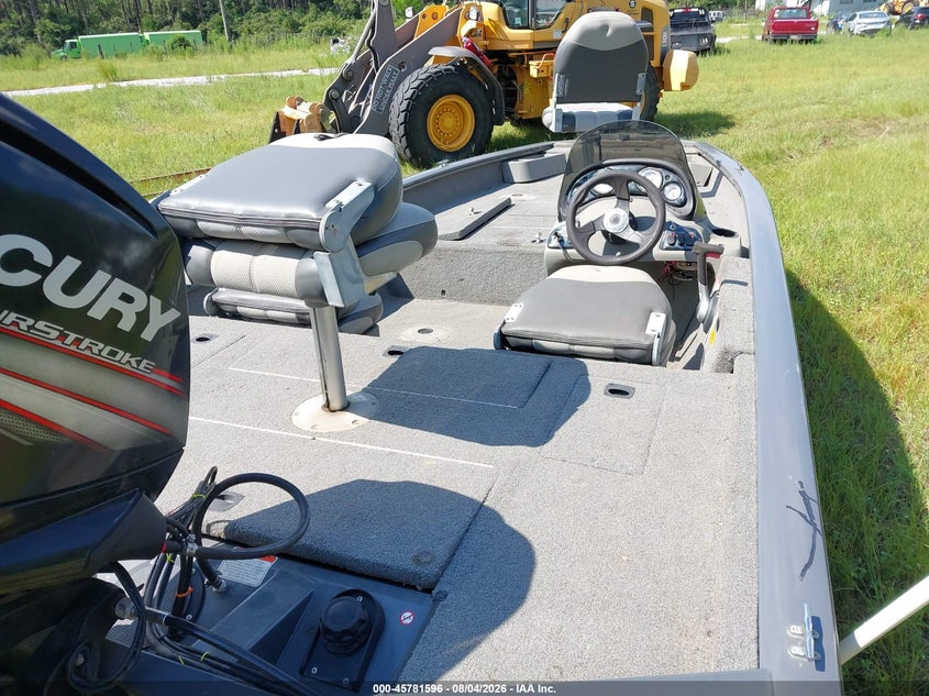 2016 TRACKER OTHER auction photo 5