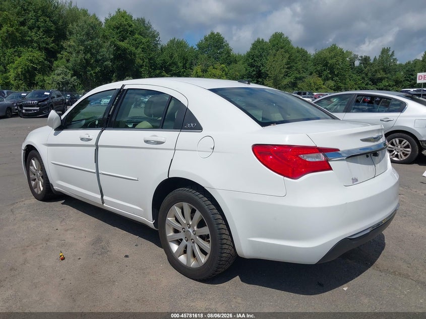 Vin: 1c3ccbbb2dn614527, lot: 46280442, chrysler 200 touring 20133