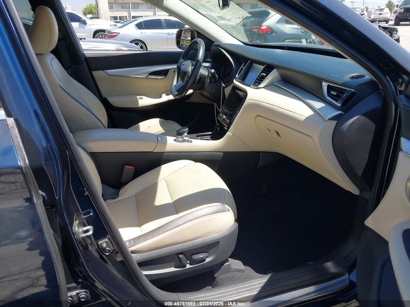 2019 INFINITI QX50 auction photo 5