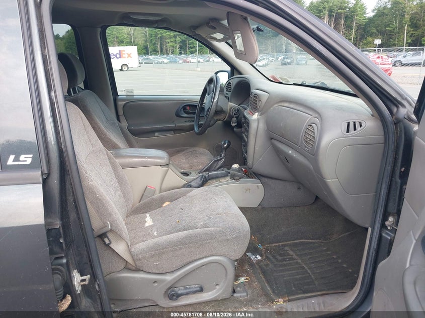 2004 CHEVROLET TRAILBLAZER auction photo 5