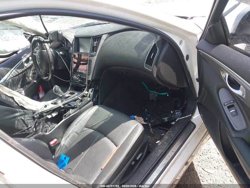 2015 INFINITI Q50 auction photo 5