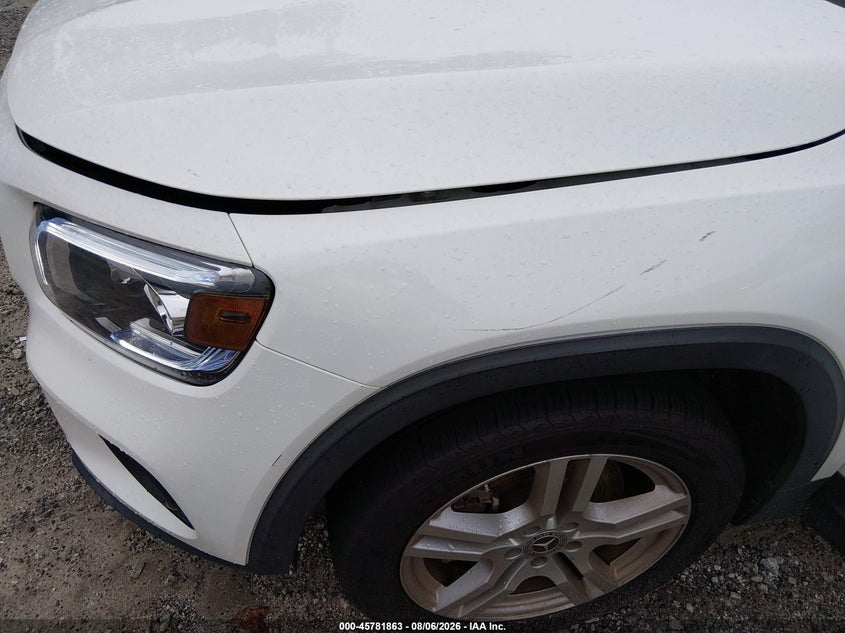 2023 MERCEDES-BENZ GLB 250 auction photo 6