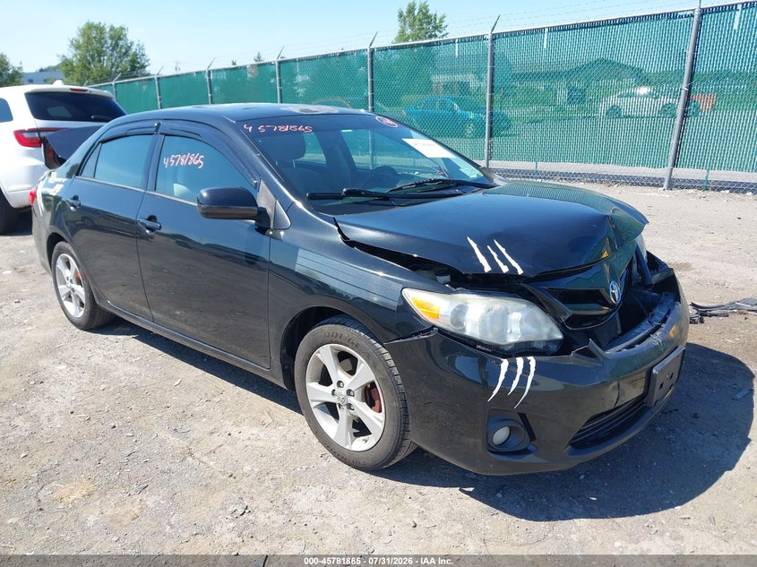 Vin: 2t1bu4ee8bc564898, lot: 46280689, toyota corolla le 2011 img_1