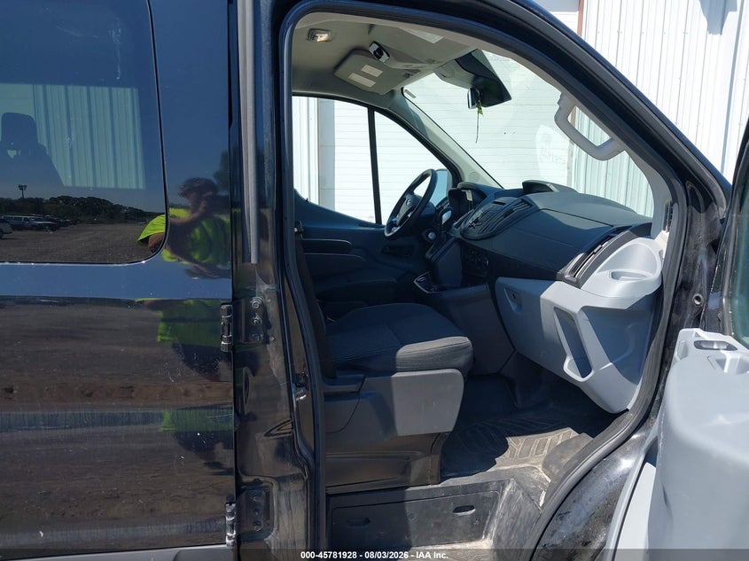 2018 FORD TRANSIT-350 auction photo 5