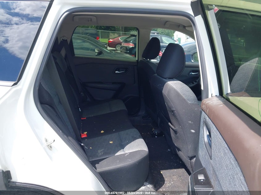2023 NISSAN ROGUE auction photo 8