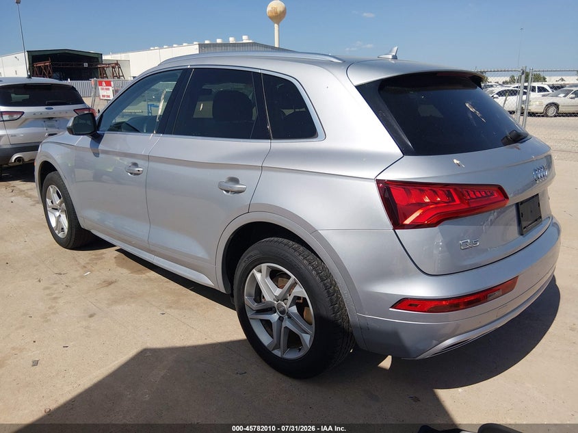 Vin: wa1anafy5k2138000, lot: 46280835, audi q5 45 premium 20193