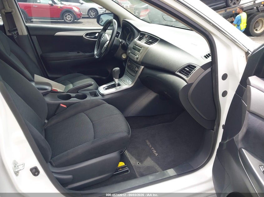 2014 NISSAN SENTRA auction photo 5