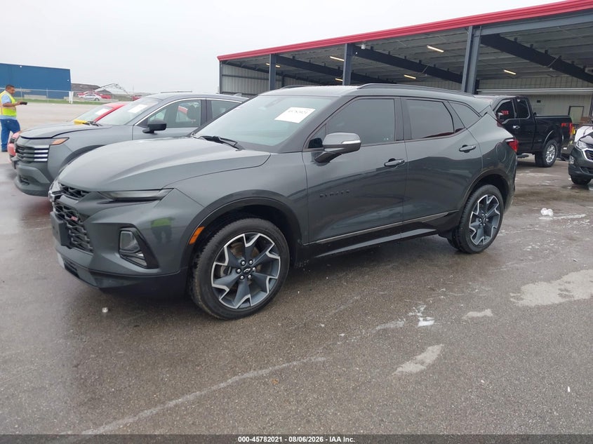2020 CHEVROLET BLAZER auction photo 2