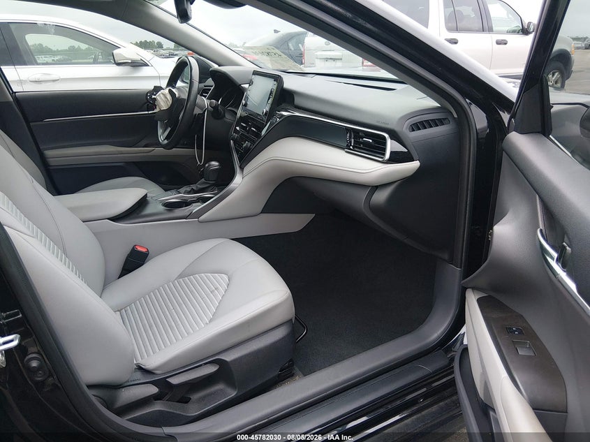 2022 TOYOTA CAMRY auction photo 5
