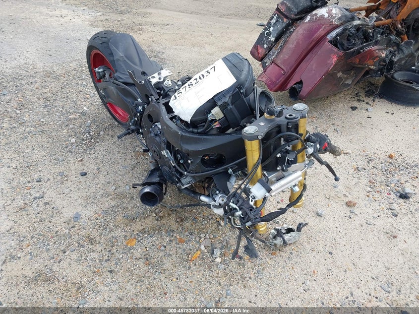 2025 SUZUKI GSX-R750 auction photo 1