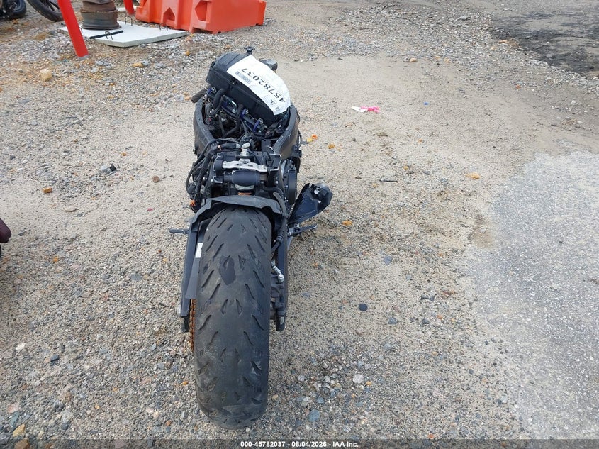 2025 SUZUKI GSX-R750 auction photo 6