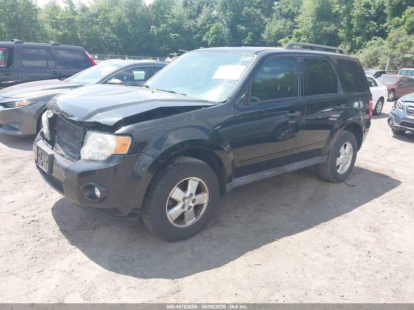 Vin: 1fmcu9dg4aka41813, lot: 46280880, ford escape xlt 20102