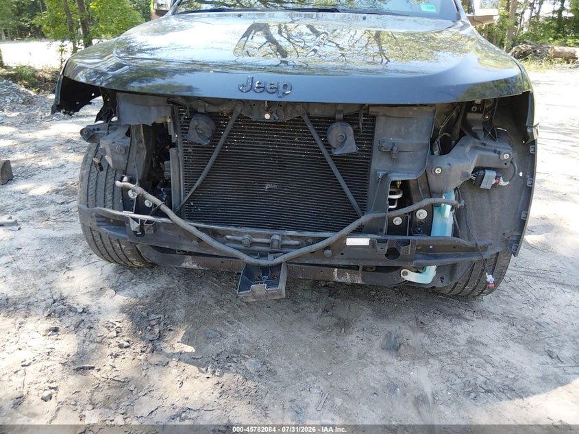 2019 JEEP GRAND CHEROKEE auction photo 6