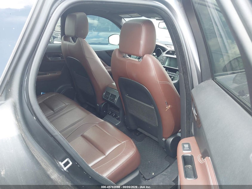 2017 JAGUAR F-PACE auction photo 8