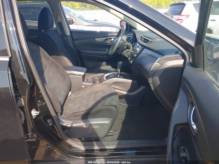 2015 NISSAN ROGUE auction photo 5