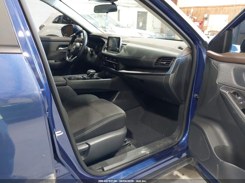 2023 NISSAN ROGUE auction photo 5