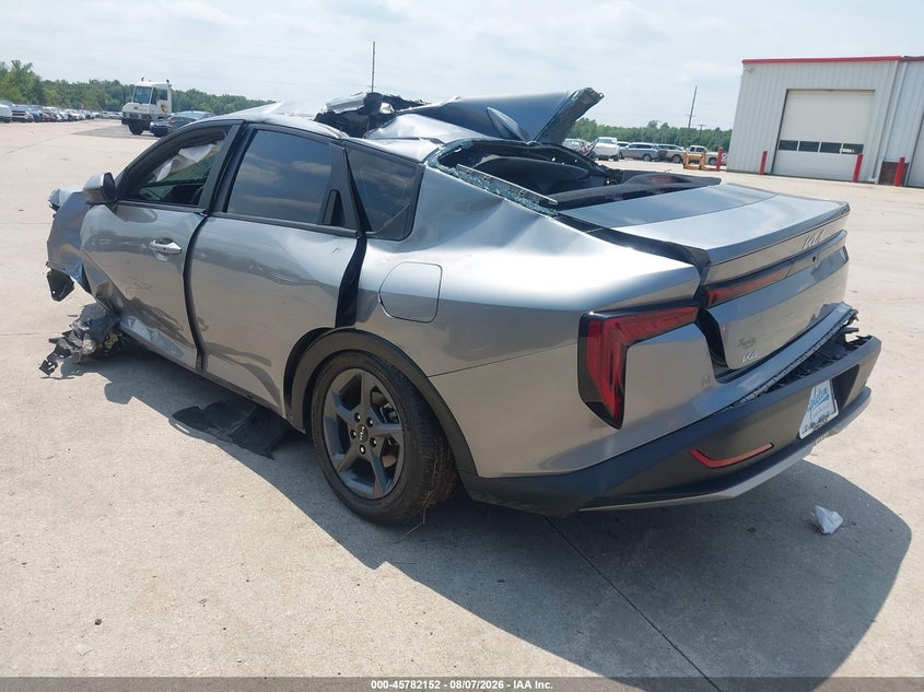 Vin: 3kpft4de6se054668, lot: 46280975, kia k4 lxs 20253