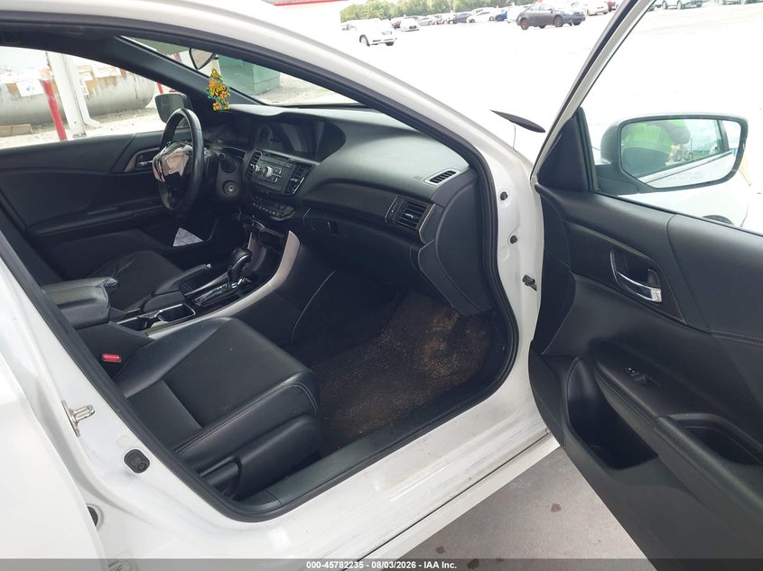 2016 HONDA ACCORD auction photo 5