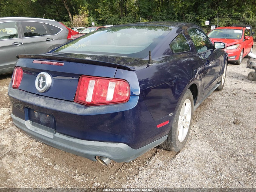 Vin: 1zvbp8am0c5215709, lot: 46281068, ford mustang v6 20124
