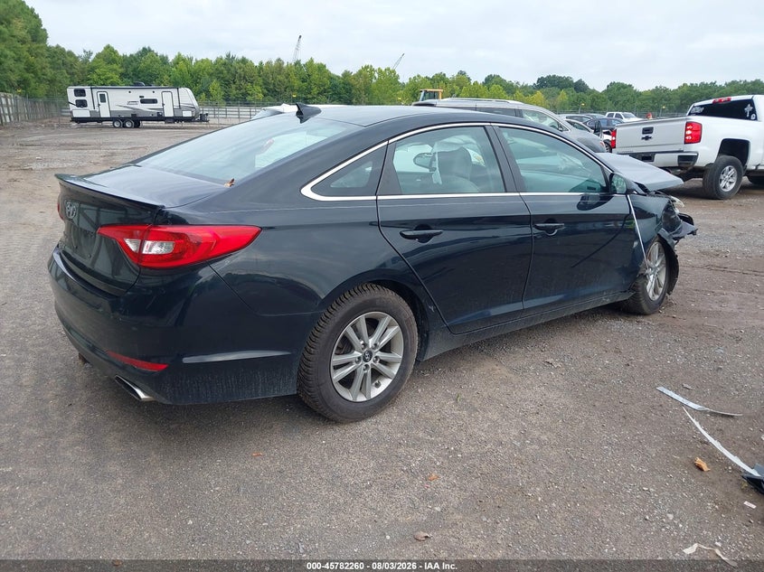 2015 HYUNDAI SONATA auction photo 4