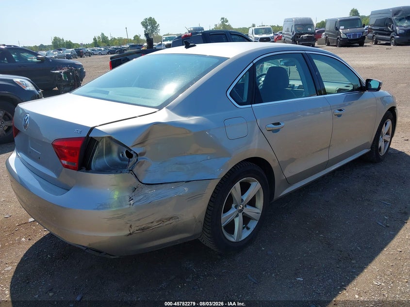 Vin: 1vwbp7a39cc076581, lot: 46281103, volkswagen passat 2.5l se 20124
