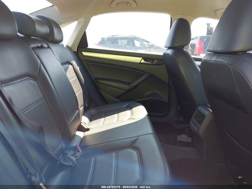 2012 VOLKSWAGEN PASSAT SEDAN 2.5L I-5 DOHC, VVT, 170HP