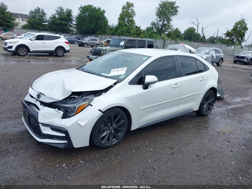 TOYOTA COROLLA - zdjęcie 2