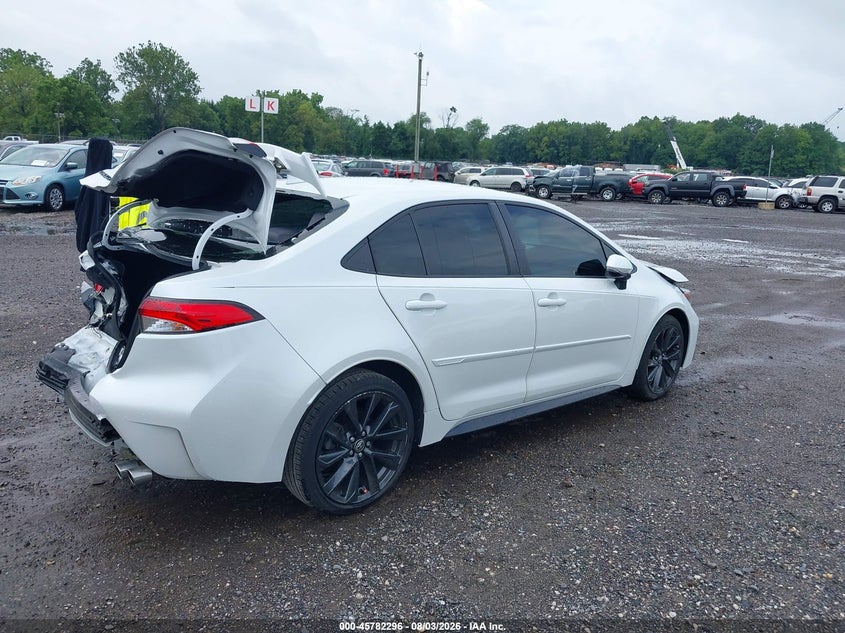 TOYOTA COROLLA - zdjęcie 4