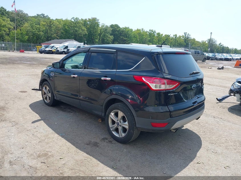 Vin: 1fmcu0gx8eud85355, lot: 46281125, ford escape se 20143