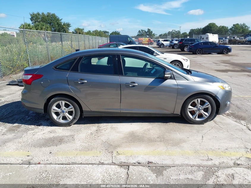 FORD FOCUS 2014 VIN 1FADP3F21EL426346