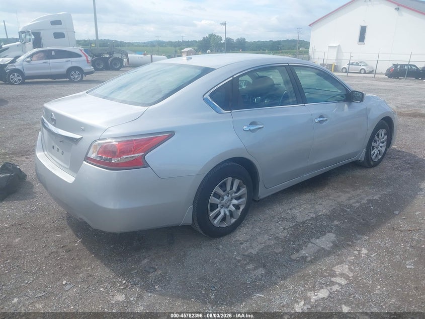 2015 NISSAN ALTIMA auction photo 4