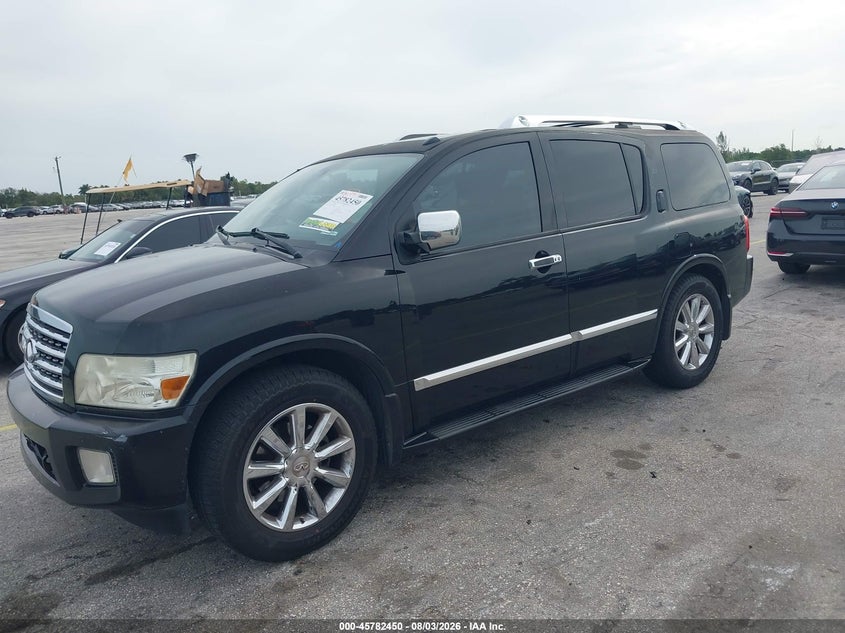2010 INFINITI QX56 auction photo 2
