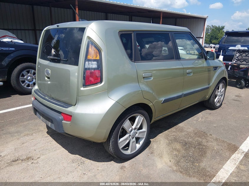2010 KIA SOUL auction photo 4